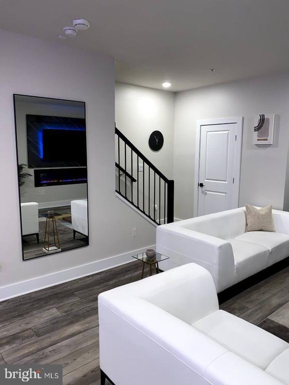 4303 Medfield Ave in Baltimore, MD - Building Photo - Building Photo