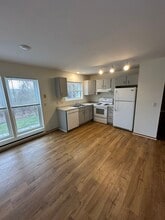 110 Pine Tree Rd, Unit B in Ithaca, NY - Building Photo - Building Photo