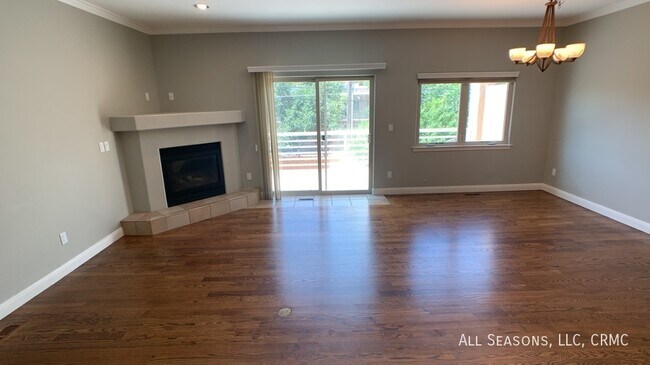 2707 W Pikes Peak Ave in Colorado Springs, CO - Building Photo - Building Photo