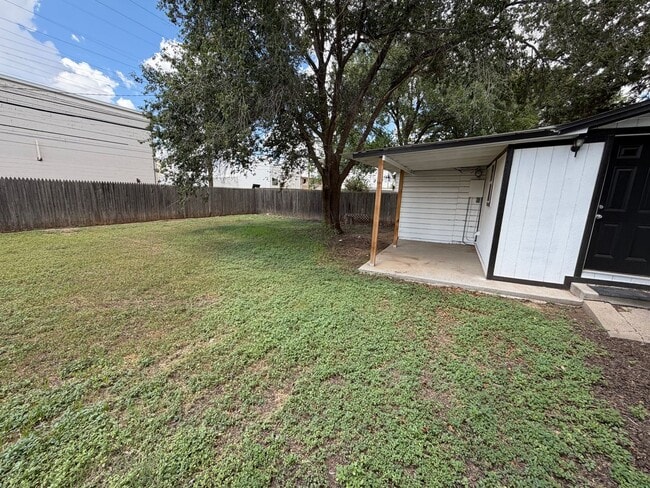 property at 3511 33rd St