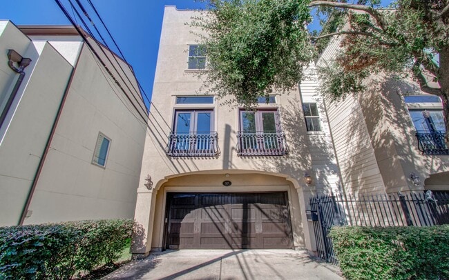 property at 517 Fowler St