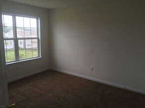 107 Lexington Pl in Dover, DE - Building Photo - Building Photo