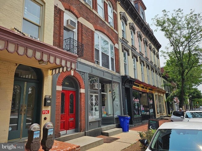 property at 334 N Market St