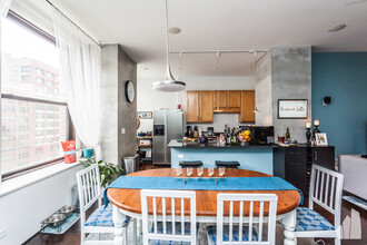 600 S Dearborn St, Unit 704 in Chicago, IL - Building Photo - Building Photo
