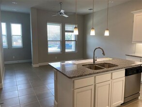 1229 Creekbank Dr in McKinney, TX - Building Photo - Building Photo