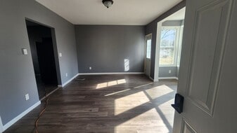 40 Northern Dr, Unit #1 in Troy, NY - Building Photo
