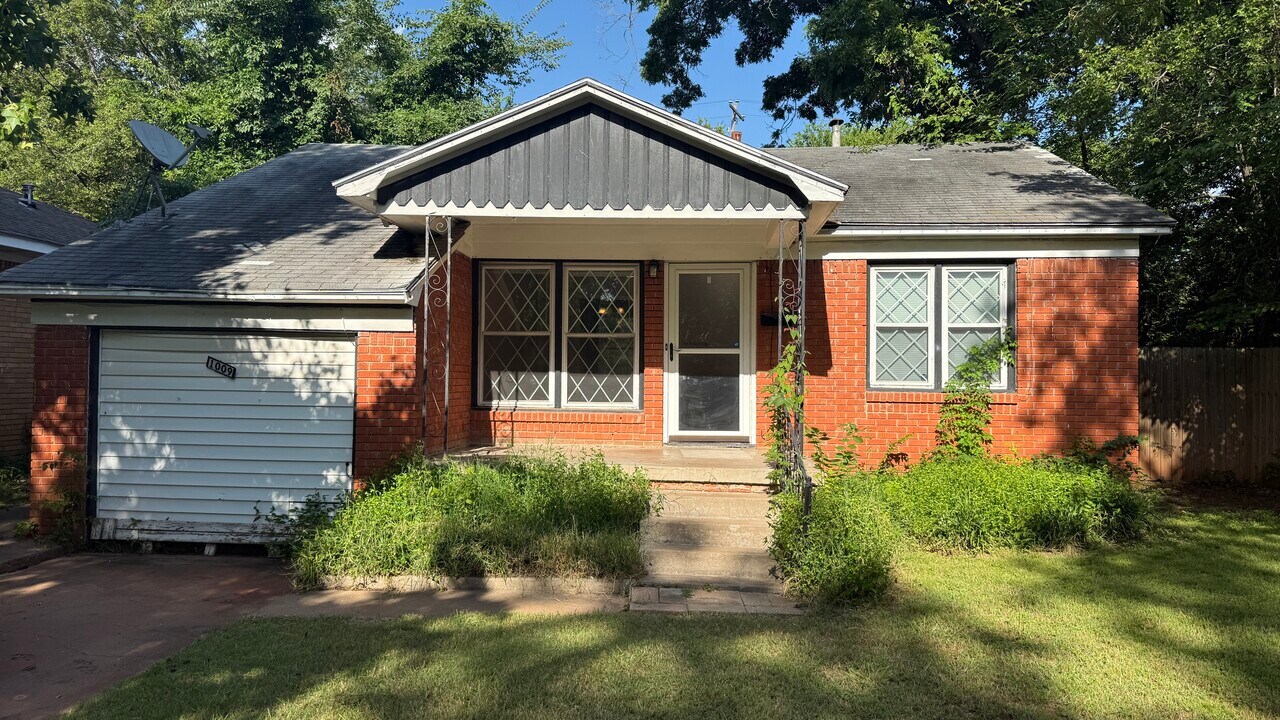 1009 N Market Ave in Shawnee, OK - Building Photo
