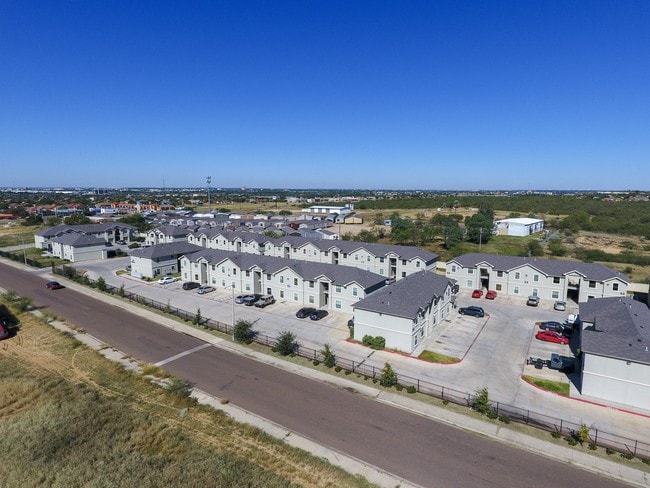 La Joya Apartments