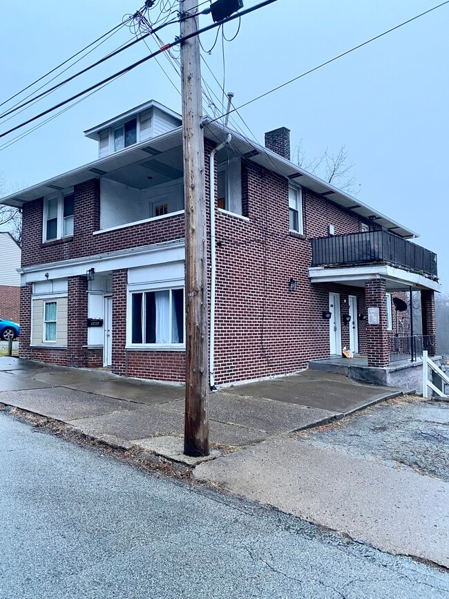 2302 Patterson Ave, Unit 102