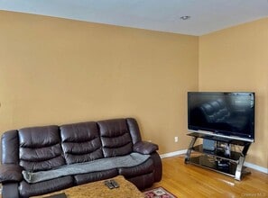 28 Ford Ct in Monroe, NY - Building Photo - Building Photo