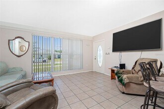 22062 Marshall Ave in Port Charlotte, FL - Building Photo - Building Photo