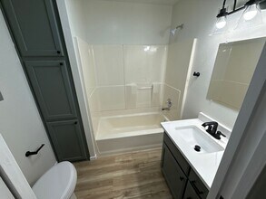 303 W 16th St in Portales, NM - Building Photo - Building Photo