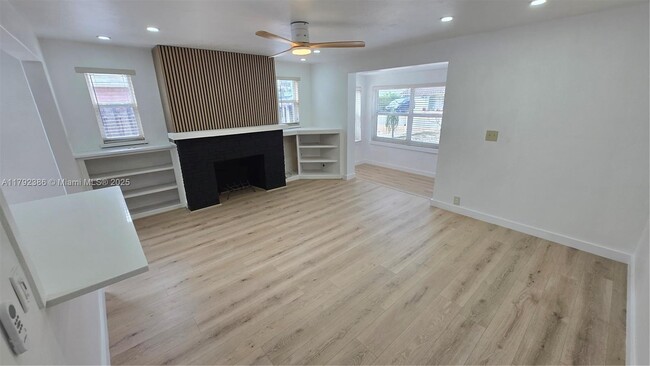 1448 NE 24th Ct in Wilton Manors, FL - Foto de edificio - Building Photo