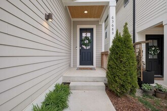 6368 Alamo Pl in Nashville, TN - Building Photo - Building Photo