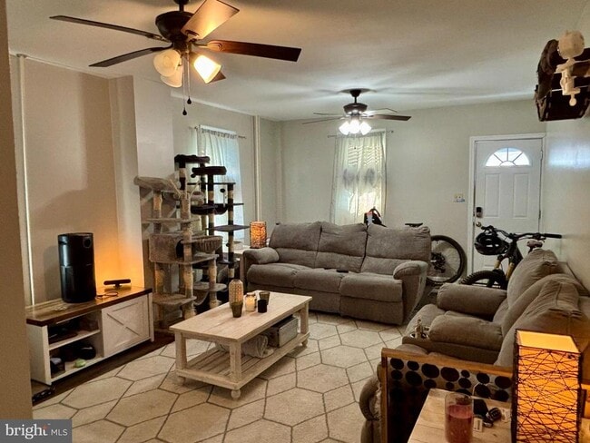 3 Grape St in West Reading, PA - Building Photo - Building Photo