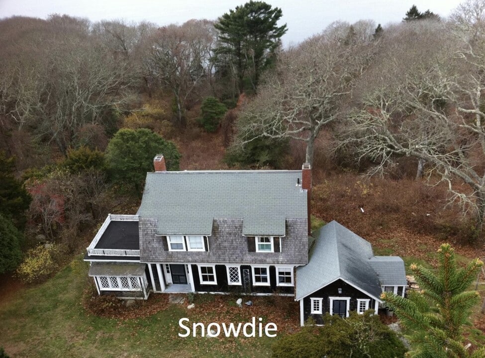 1787 Main Rd in Westport, MA - Building Photo