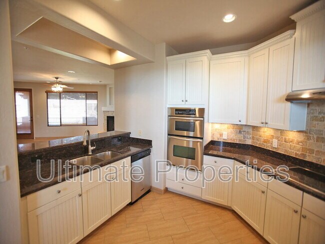 property at 13300 E Vía Linda