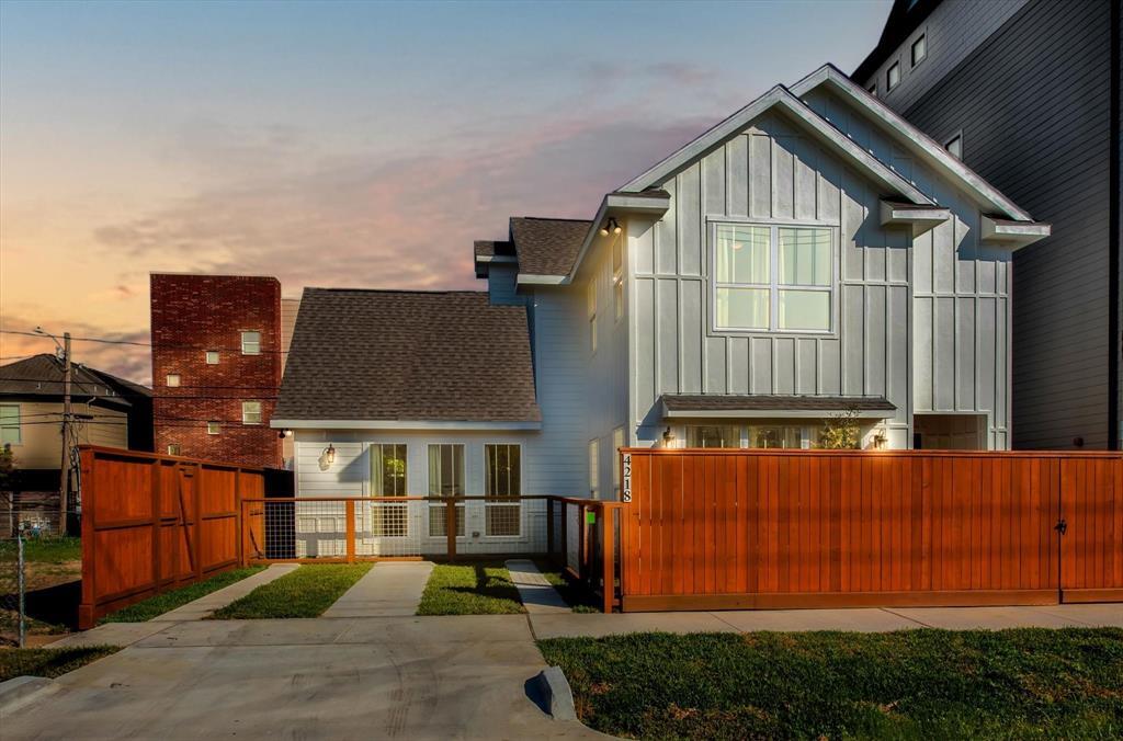 4218 Eigel St in Houston, TX - Building Photo