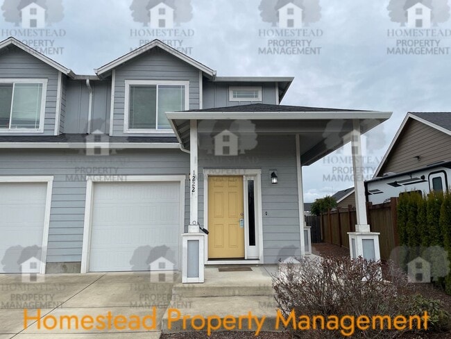 property at 1220-1222 SE Academy St