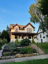984 Hampden Ave W in St. Paul, MN - Building Photo - Building Photo