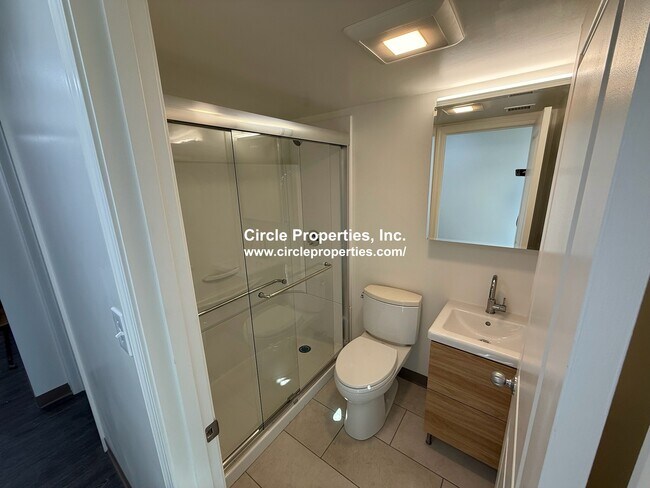 10 Darling St, Unit #2 in Boston, MA - Foto de edificio - Building Photo