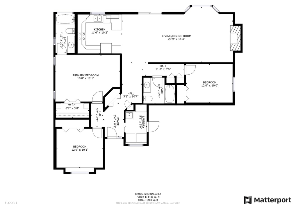 821 Shorewood Dr in Parksville, BC - Building Photo