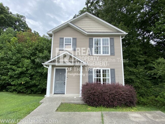 property at 3045 Heather View Ct