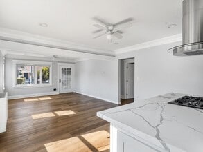 1926 Lime Ave, Unit 1926 in Long Beach, CA - Building Photo - Building Photo