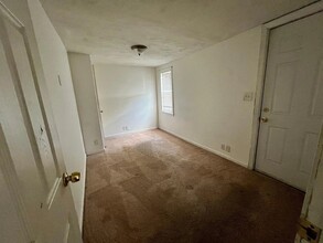119 South St, Unit A in Waltham, MA - Foto de edificio - Building Photo