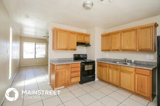 1629 E Violet Dr in Phoenix, AZ - Building Photo - Building Photo