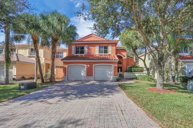 property at 3715 Torres Cir