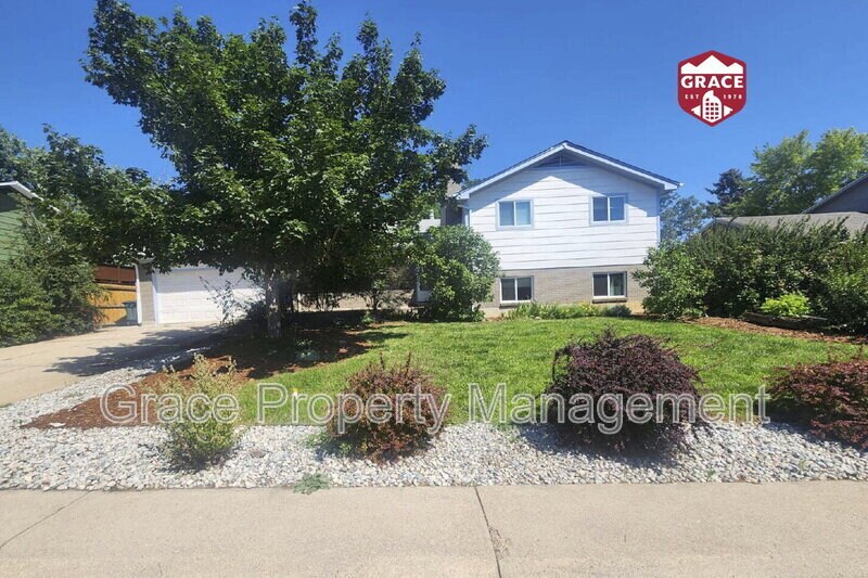 10946 Melody Dr in Northglenn, CO - Building Photo
