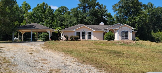 2718 Savage Forks Rd in Leesville, LA - Building Photo - Building Photo