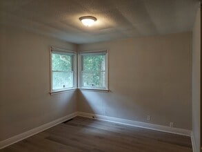 82 Huron St in London, ON - Building Photo - Building Photo