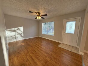 1405 Stanford Rd in Gulf Breeze, FL - Building Photo - Building Photo