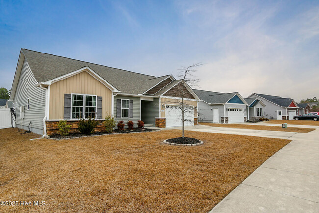 234 Legacy Ln in Newport, NC - Building Photo - Building Photo