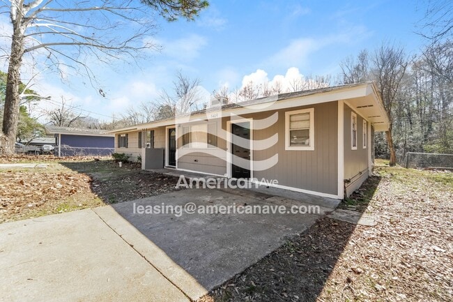 5409 Queen Mary Ln in Jackson, MS - Building Photo - Building Photo