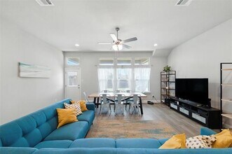 3451 Hidden Holw Dr in Midlothian, TX - Building Photo - Building Photo