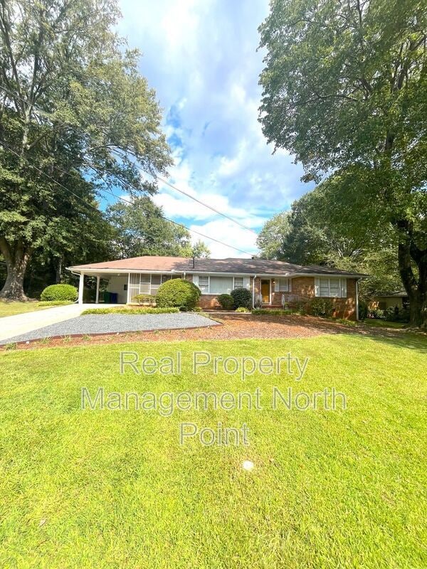 1314 Nalley Cir in Decatur, GA - Building Photo - Building Photo