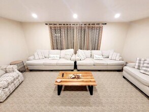 78 Lemans Dr, Unit Second First Floor unit in Depew, NY - Building Photo - Building Photo