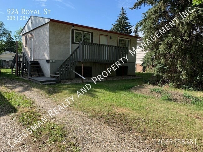 property at 924 Royal St