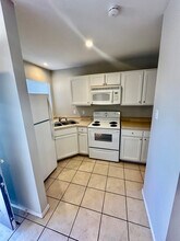 768 Avondale Ave in San Antonio, TX - Building Photo - Building Photo