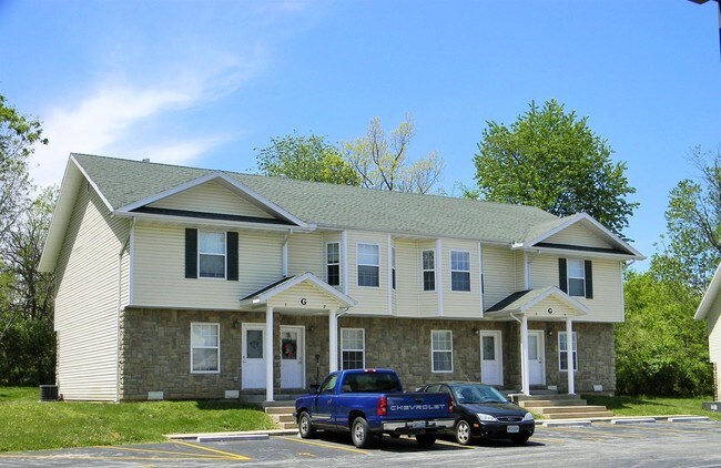 Rockford Townhouses in Springfield, MO - Building Photo - Building Photo