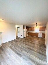 14551 SE Lone Pine Dr-Unit -14553 in Clackamas, OR - Building Photo - Building Photo