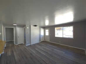 1630 E Elm Ave in Coeur d'Alene, ID - Building Photo - Building Photo