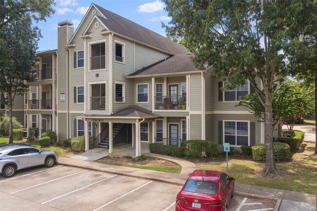 2400 Spring Rain Dr