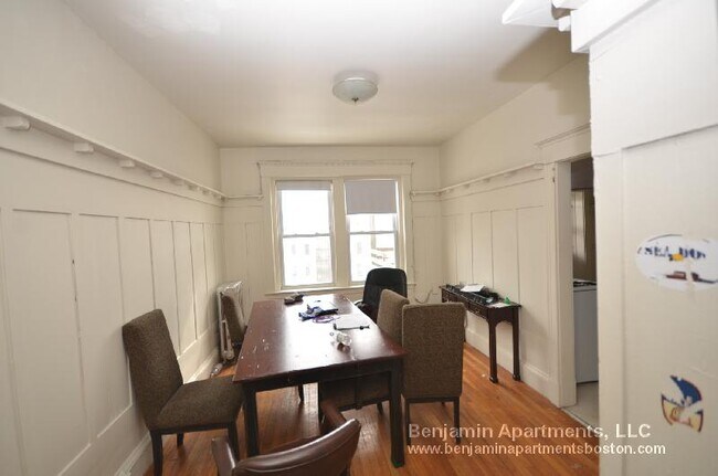 126 Englewood Ave, Unit 6 in Boston, MA - Building Photo - Building Photo