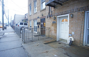 2630 Harway Ave in Brooklyn, NY - Building Photo - Building Photo