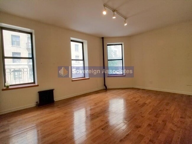 610 W 150th St