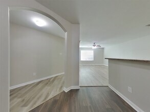 2906 Trawler Pl in Texas City, TX - Building Photo - Building Photo